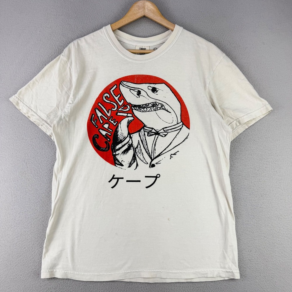 Retro False Cape Shark Graphic Tee Mens Medium White Comfort Colors Cotton